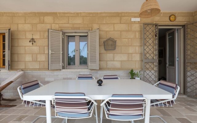 2076 Villa Artesole by Perle di Puglia