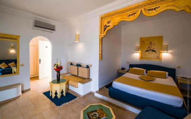 Cercina Hotel