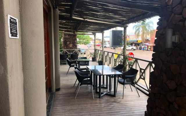 Elephant Springs Hotel