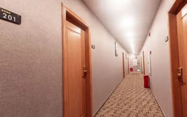Bolomi Hotel Apartment (Qingyuan Shunying Times Square)