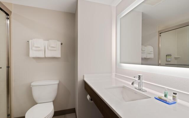 Holiday Inn Express Hotel & Suites Largo-Clearwater by IHG