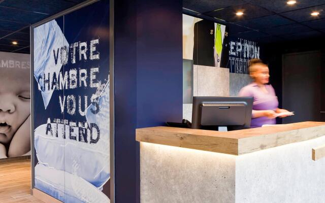 ibis budget Pontault Combault RN4 Marne la Vallée