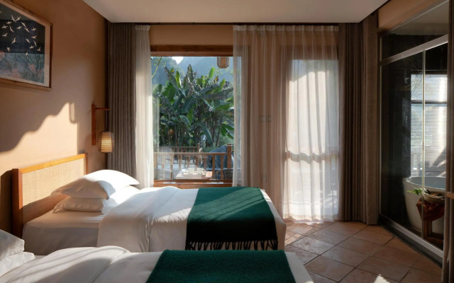Moondance Hotel