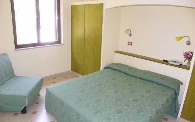 Estella Club & Beauty