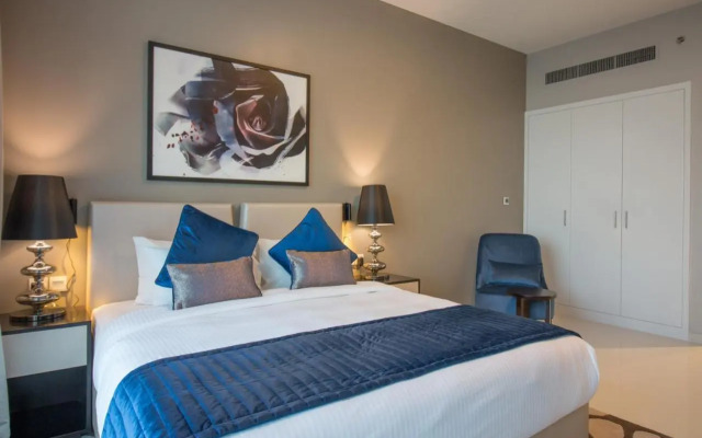 Premium Studio with Beautiful Golf Course View