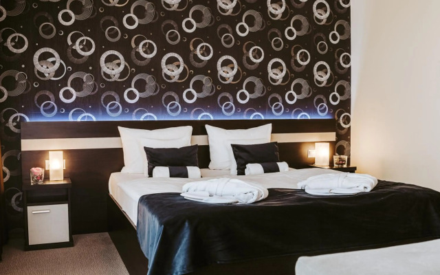 Auris Hotel