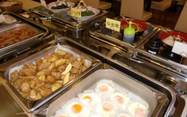 Tahara City Hotel