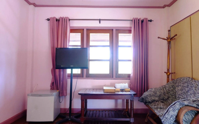 Mok Far Mont Ngo Resort