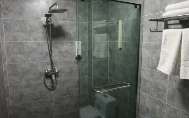 Hongxin Business Hotel