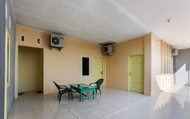 Mine Residence by OYO Rooms