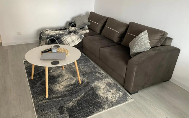 Zian Flat
