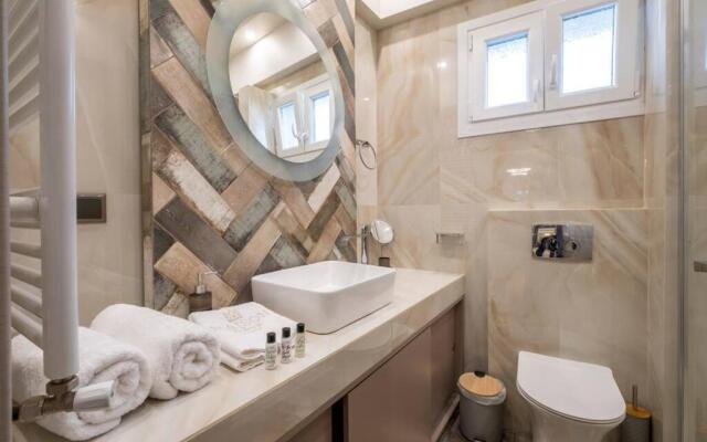 Maison De Luxx A10, Cozy Apartment with Garden In Larissa