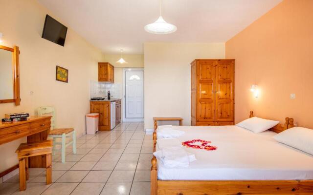 Achillion Apartments & Studios