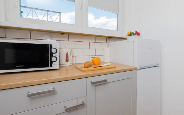 Pet-friendly Studio Gdansk by Renters