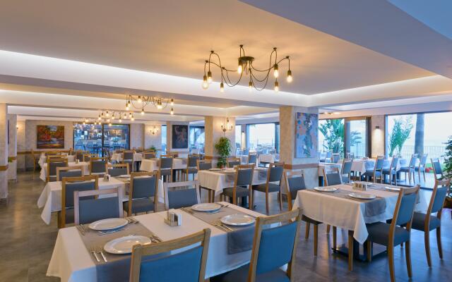 Floria Beach Hotel