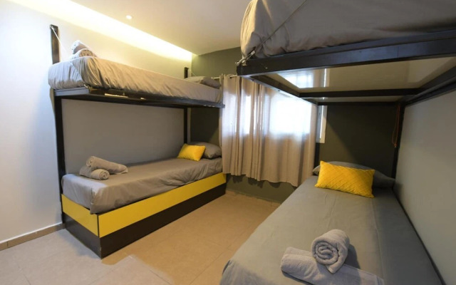 Amdar Hotel & Hostel