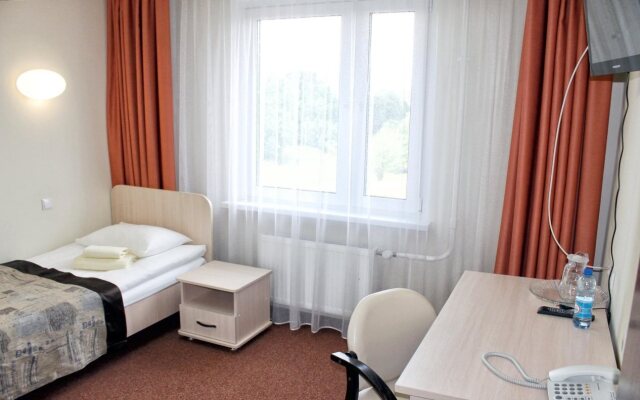 Halt Time Hotel