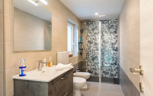 Pleasant 2BR flat next to Genoa Port