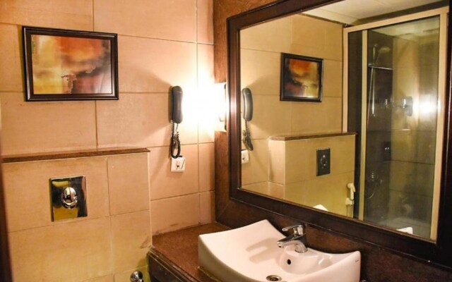 Parkland Kailash Colony
