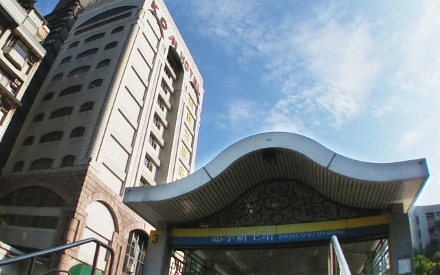 KDM Hotel