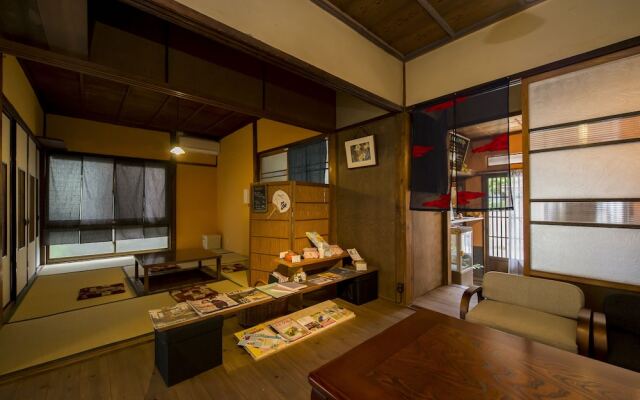 Showa house Dawasaru Zhuang