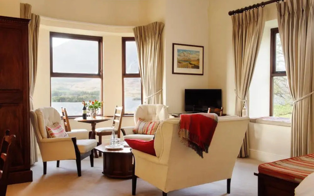 Lough Inagh Lodge