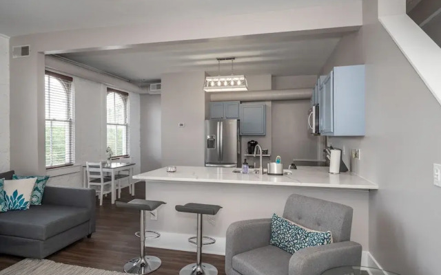 Heart of Mainstrasse Apt 4
