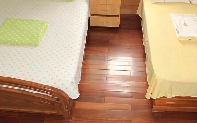 Lemon Tree Family Hostel