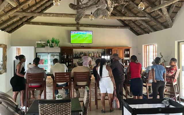 Iphofolo Lodge & Tented Camp