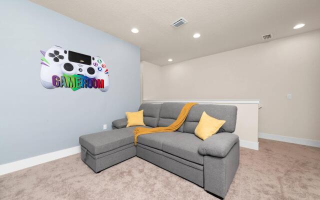 Cozy 3bd 3bath @HiddenForest with pool