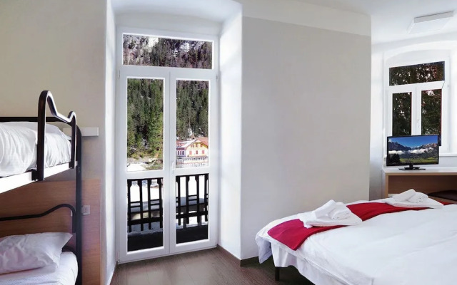 Hotel Croda Rossa