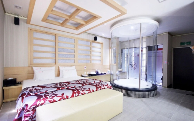 Geojedo Sadeung Palace Unintel