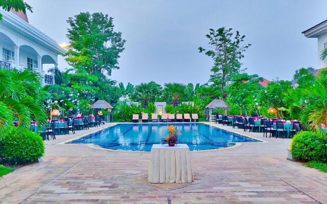 Glorious Hotel & Spa