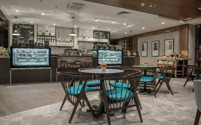 Bosmal Arjaan by Rotana