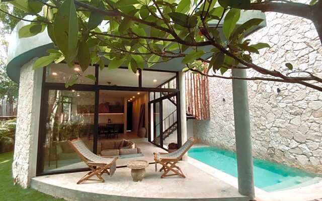 Pvt. Soona Villa /Pvt. Pool /100mbs/AC/Concierge