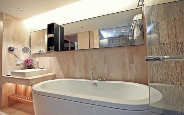 Arcadia Suites Bangkok