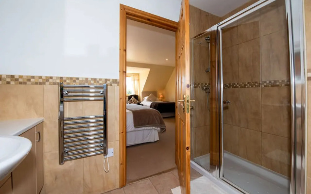 Tigh an Each B&B & Laggan Glamping