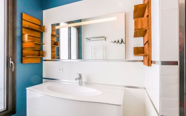 House Valombre Royan