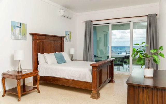 Escondido Bay Properties by Caribe Stays