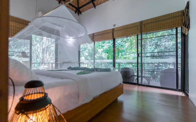 Anurak Community Lodge