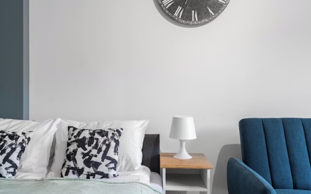 Studios Krośnieńska by Renters