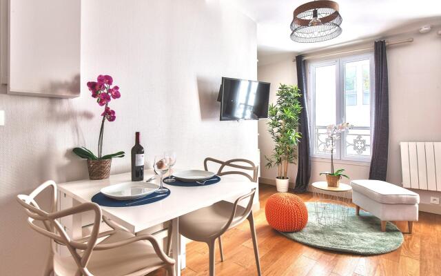 B 833 - Porte de Versailles - Lovely Apartment