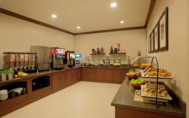 Staybridge Suites Chantilly - Dulles Airport by IHG