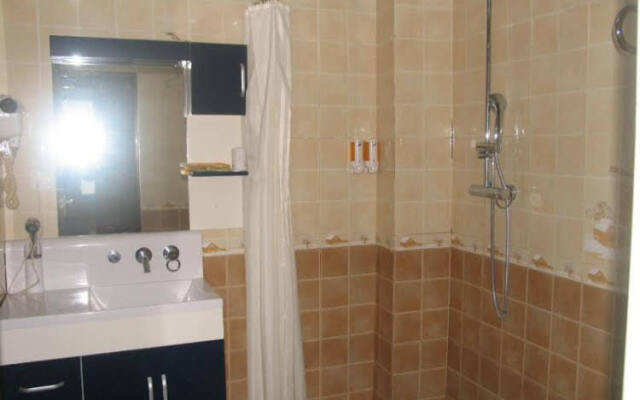 Shanshen Hotel