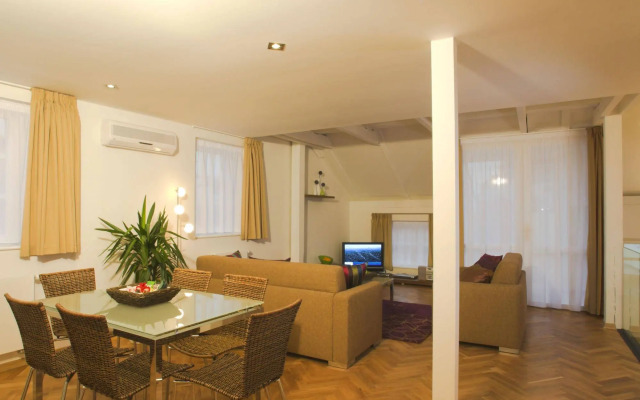 Residence Karlova