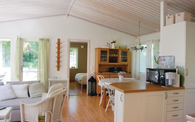 Awesome Home in Gärsnäs With 3 Bedrooms and Wifi