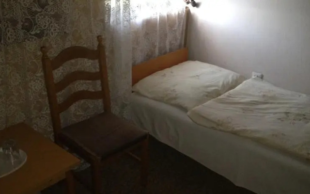 Judit Rooms