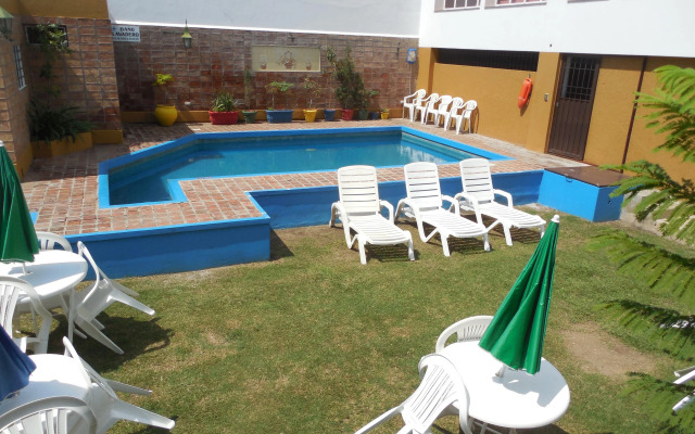 Victor Hotel