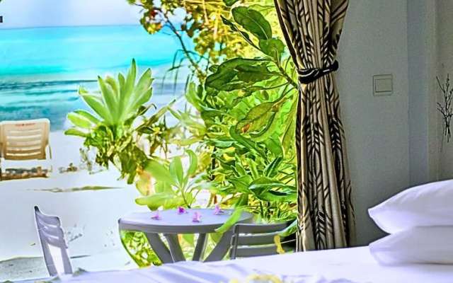 Crown Beach Villas  Bikini Beach