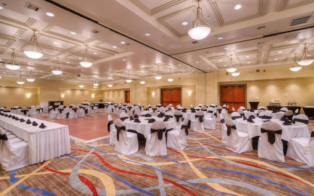 DoubleTree by Hilton Phoenix North